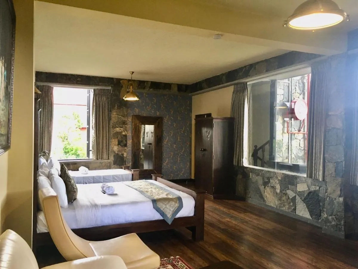 Hotel Fort Windshire Nuwara Eliya